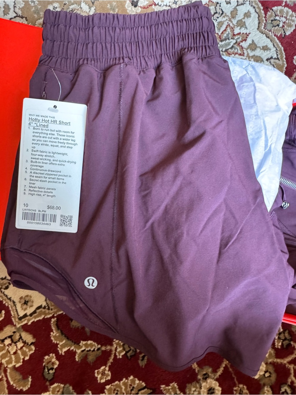 NEW LULULEMON hotty hot high-rise lined short - 4” in goodnight plum